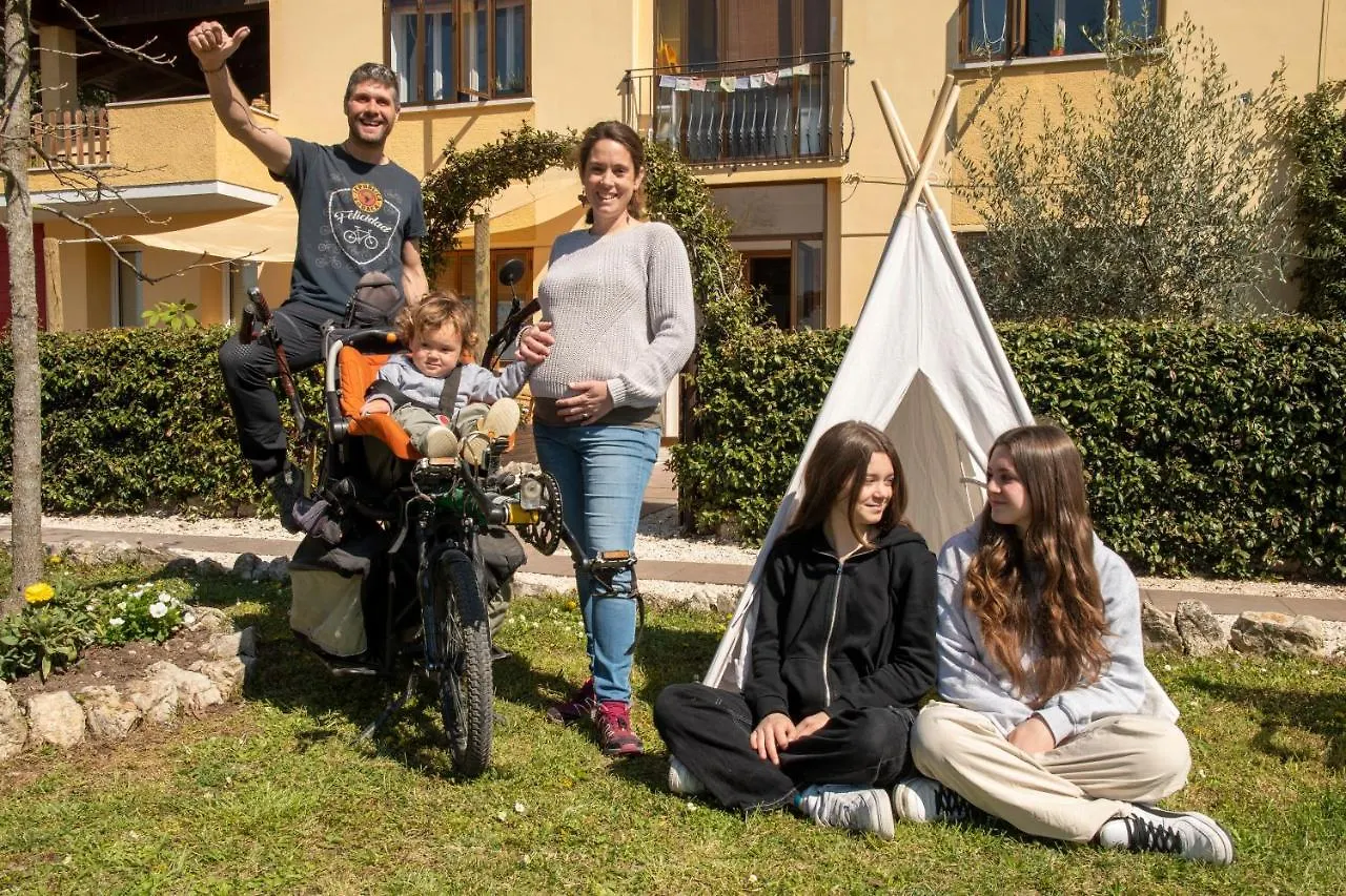 شقة Happy Corner - The Home For Outdoor Lovers Revine Lago إيطاليا
