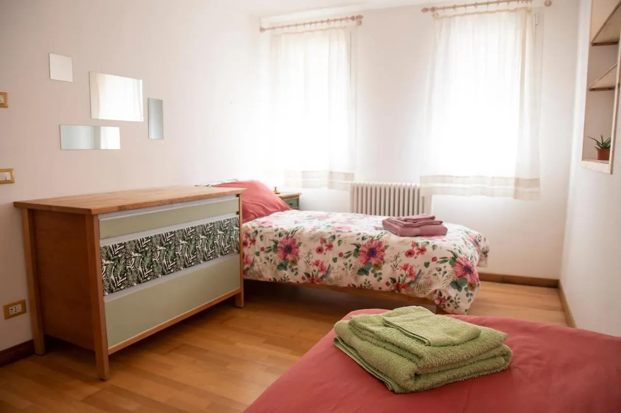 Happy Corner - The Home For Outdoor Lovers Revine Lago